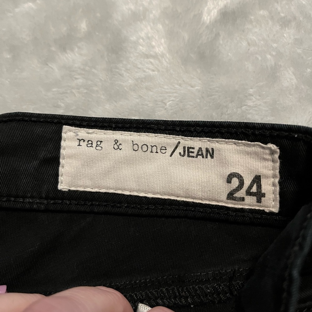 RAG & BONE frayed hem skinny jeans black size 24 like new - Picture 10 of 11